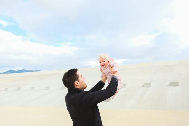 Punya Anak Perempuan Bikin Ayah Panjang Umur? Ini Kata Sains (dan Sisi Lainnya untuk Ibu)